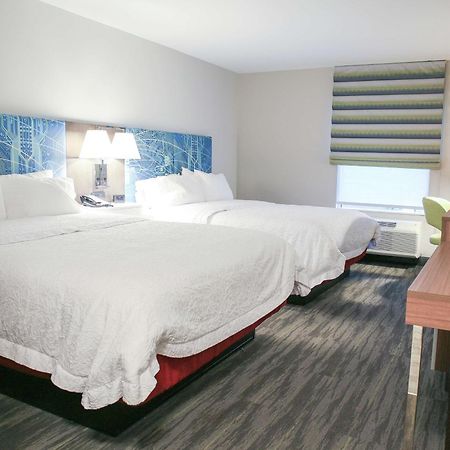 Hampton Inn & Suites Mount Laurel/Moorestown Екстериор снимка