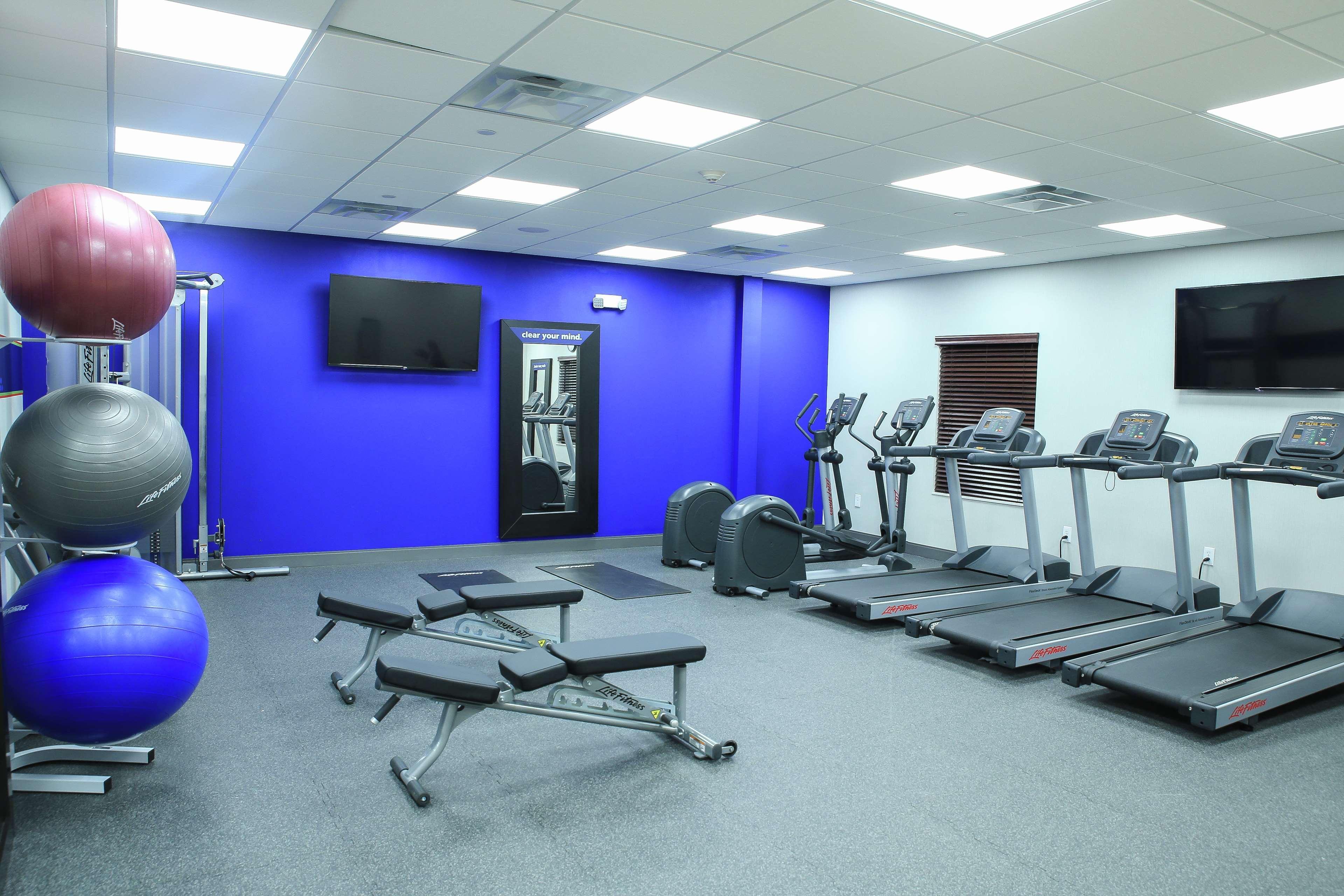 Hampton Inn & Suites Mount Laurel/Moorestown Екстериор снимка