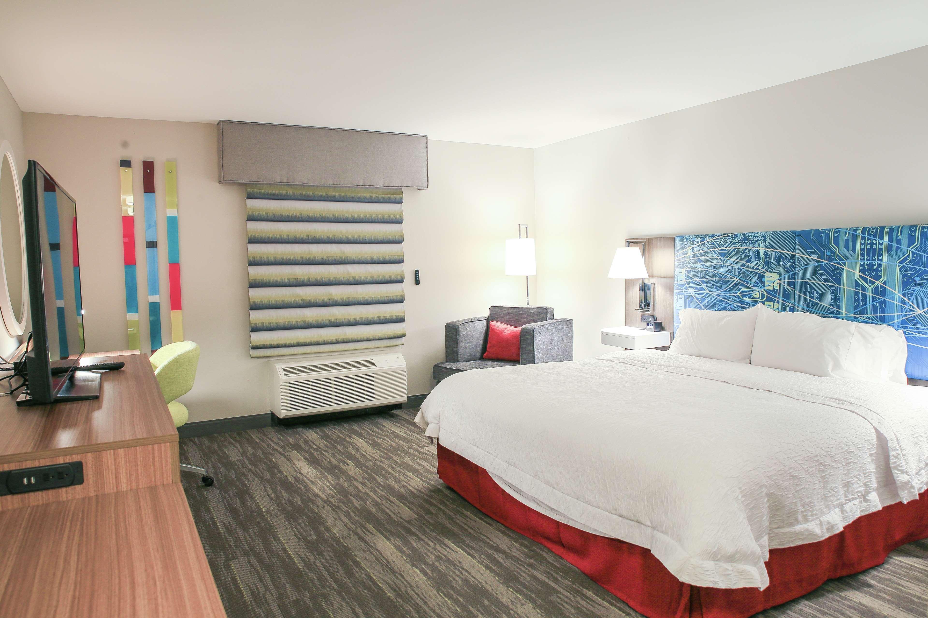 Hampton Inn & Suites Mount Laurel/Moorestown Екстериор снимка