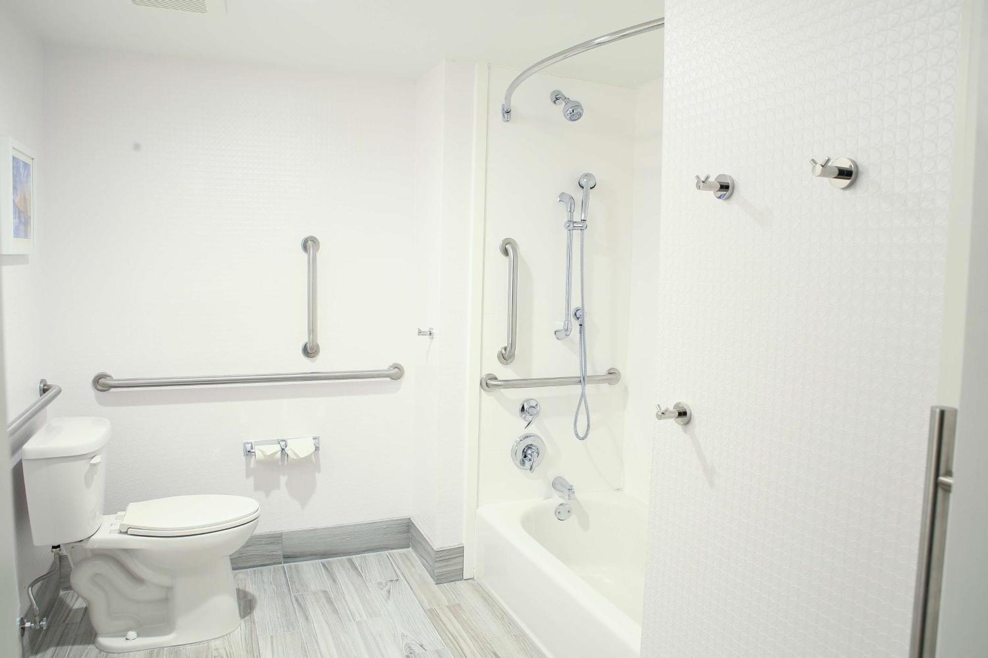 Hampton Inn & Suites Mount Laurel/Moorestown Екстериор снимка